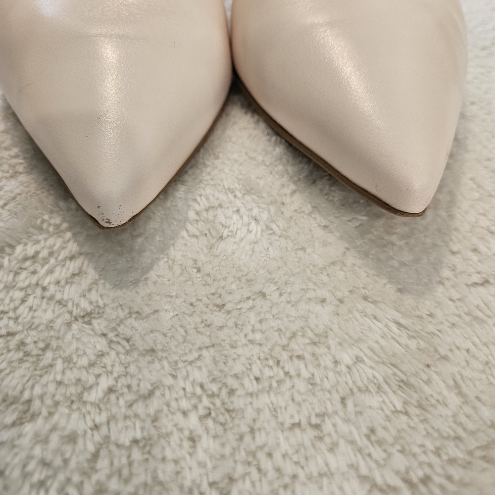 Genuine Leather Cream Heels Pumps Size 9 Business Casual Formal Feminine Work - Picture 8 of 11